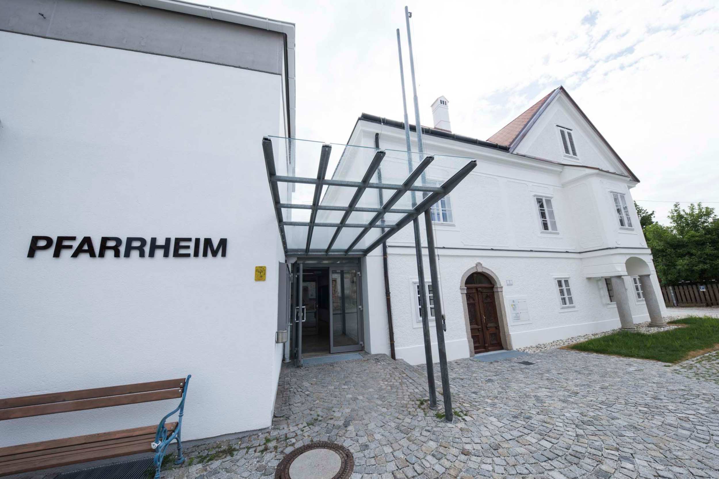 Generalunternehmer für Pfarre Ottensheim