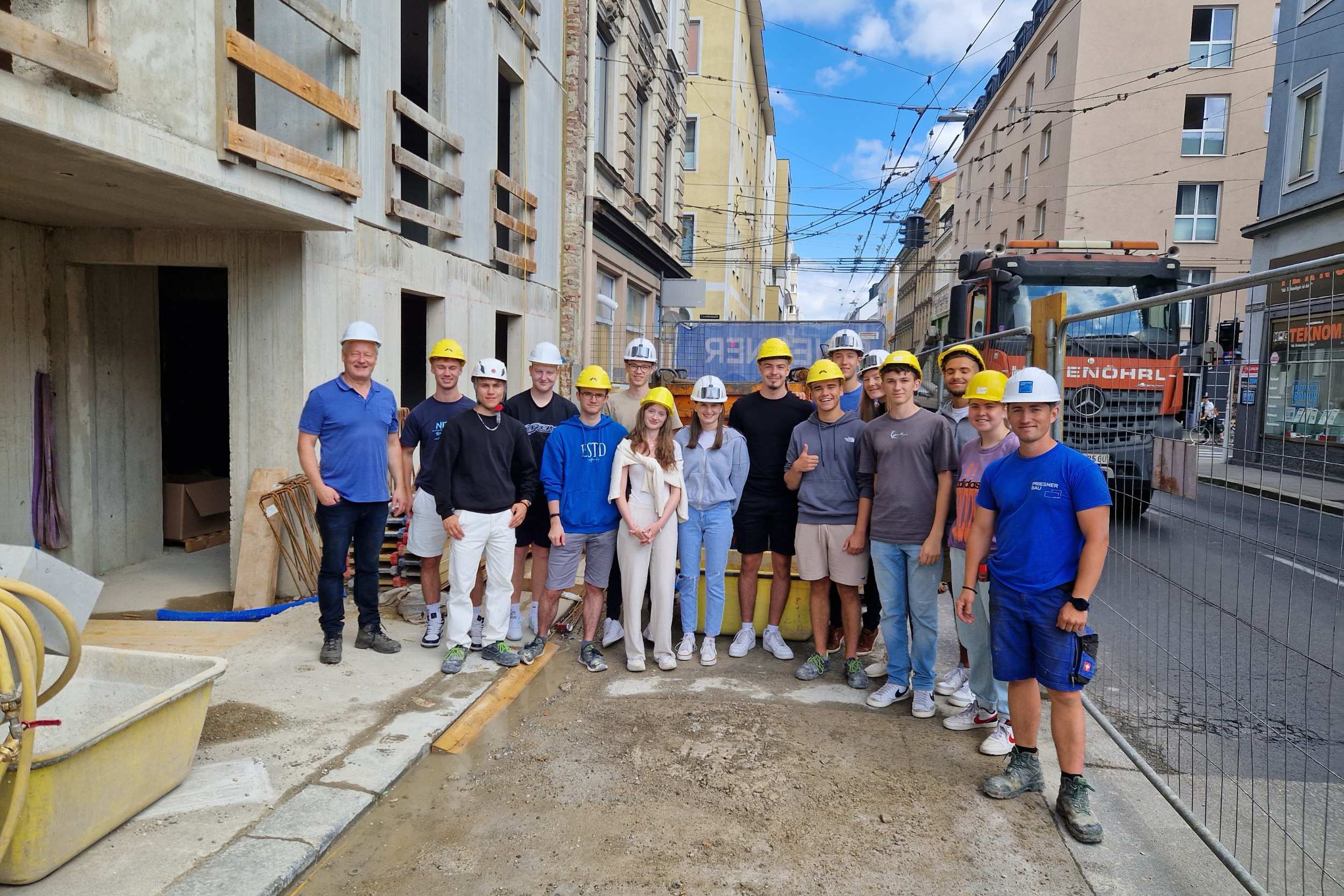 Besuch der Schüler:innen der HTL1 Bau & Design